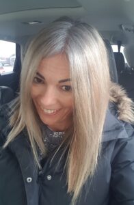 going gray grey silver hair in salon