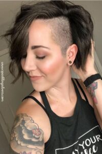 Undercut haircut women