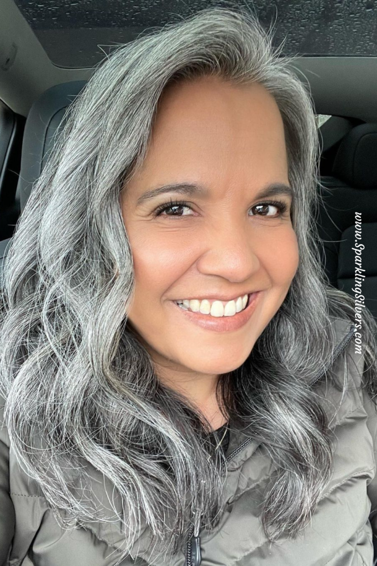 10 Excellent Ideas to Hide Gray Hair Demarcation Line - SparklingSilvers
